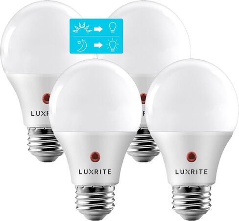 مصابيح LUXRITE A19 LED من الغسق إلى الفجر للإضاءة الخارجية، ما يعادل 60 وات، تصنيف تركيبات مغلقة، مستشعر تشغيل تلقائي، 5000K أبيض ساطع، 800 لومن، تقييم رطب، قاعدة E26 (عبوتان) in Kuwait