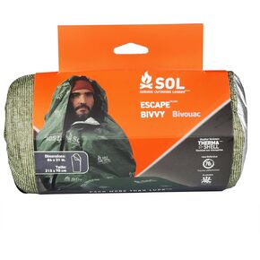 S.O.L. البقاء على قيد الحياة في الهواء الطلق لفترة أطول SOL Escape Bivvy مع غطاء محرك السيارة - أخضر