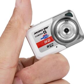 Mini DV Camera, Video Taking Pictures Pocket Camera, Personality Fashion Mini Keychain Camera for Kids Gifts ()