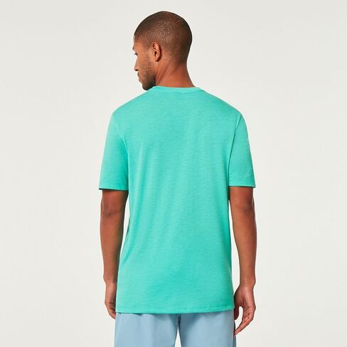 تي شيرت Oakley للجنسين للبالغين Clashort Sleeveic B1b، أخضر نعناعي، مقاس متوسط ​​أمريكي in Saudi Arabia