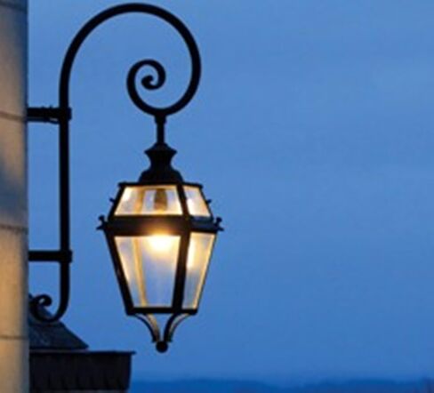TCP LED Torpedo 40W يعادل (5W)، أبيض ناعم (2700K)، قابل للتعتيم، معتمد من ENERGY STAR، لمبة إضاءة قاعدة الشمعدانات (3 عبوات) in Saudi Arabia