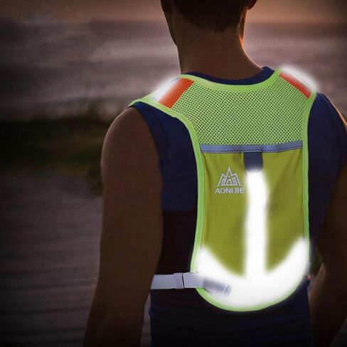 حقيبة ظهر TRIWONDER Hydration Pack سعة 5.5 لتر للأماكن الخارجية سترة Mochilas Trail Marathoner للجري والسباق (رمادي - مع زجاجتين مياه) in Kuwait