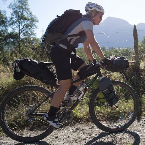 Blackburn Mountain Aluminum Bottle Cage in Saudi Arabia