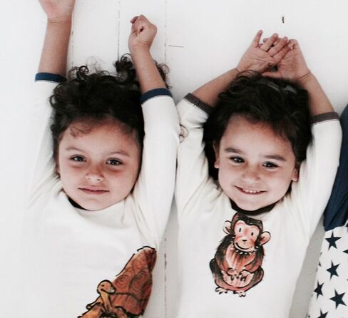 بدلة قطعة واحدة لحديثي الولادة بأكمام طويلة وطبعة حيوانات من Babysoy in Kuwait