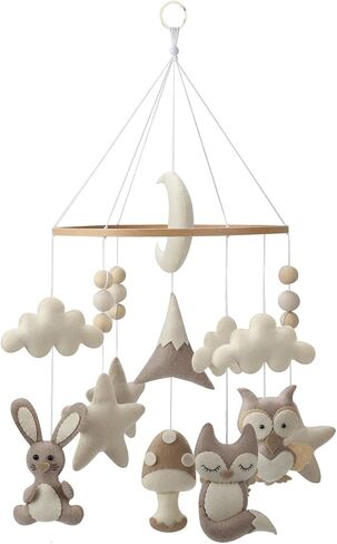 Woodland Mobile for Crib - سرير أطفال محايد مصنوع يدويًا من Woodland مع حيوانات الغابة والسحب in Kuwait
