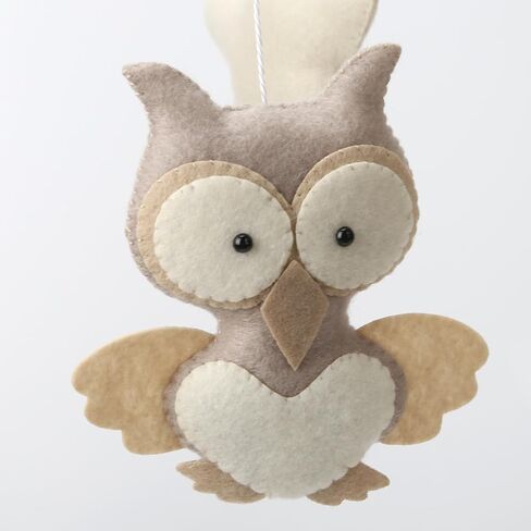 Woodland Mobile for Crib - سرير أطفال محايد مصنوع يدويًا من Woodland مع حيوانات الغابة والسحب in Kuwait