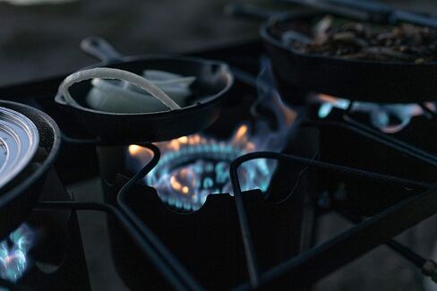 Stansport Outdoor Stove with Stand in Saudi Arabia