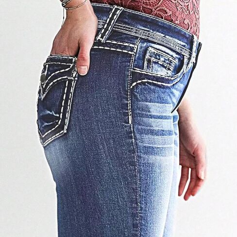 شورت جينز متوسط ​​الارتفاع للنساء شورت برمودا من الدنيم المطاطي الصيفي للنساء in Kuwait