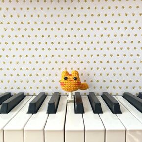 MyPianoPals, Piano Key Markers for Beginning Pianists, Handmade, Visual Aid for Learning Piano, Safe for Piano Keys, US Patent Pending [Brown Horse & Carrot]