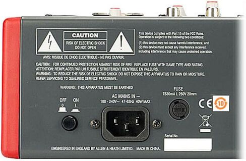 حزمة خلاط Allen & Heath Zed-24 متعددة الأغراض مع 16 حزمة من كابل ميكروفون Pig Hog PHM15 8 مم وقطعة قماش لتلميع الصوت السائل in Kuwait