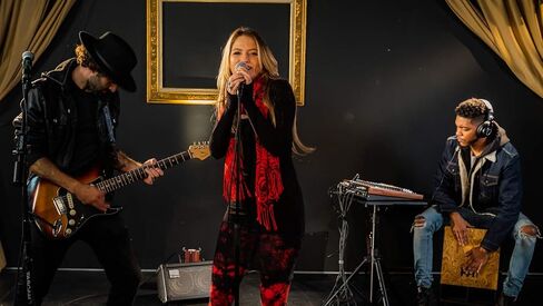 TASCAM موديل 12 - خلاط | الواجهة |  مسجل | وحدة التحكم - مجموعة الإنتاج المتكاملة in Kuwait