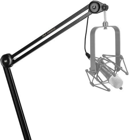 ميكروفون ذو عنوان جانبي بمكثف قلبي من Audio-Technica AT2035، استجابة تردد 20 هرتز إلى 20 كيلو هرتز، حزمة مع واجهة صوت USB Focusrite Scarlett 2i2 2x2، ذراع بوم مع كابل XLR، والمزيد in Saudi Arabia