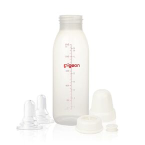 Pigeon Baby Cleft Palate Bottle with 2 Nipples, 8.11 Oz | Please Use It Under The Guidance of a Pediatrician in Kuwait