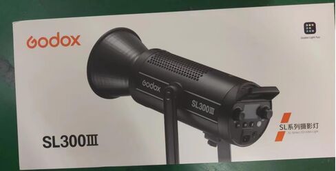 Godox SL300III 330W (MAX.) أضواء تصوير فيديو LED، أضواء استوديو Bowens-Mount للتصوير الفوتوغرافي، إضاءة الإخراج المستمر، 8 تأثيرات إضاءة محددة مسبقًا في الوضع الصامت. (SL-300WIII) in Saudi Arabia