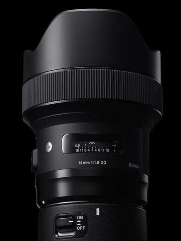 عدسة سيجما 14 ملم f/1.8 Art DG HSM (لكاميرات Canon EOS) (مجددة معتمدة) in Saudi Arabia