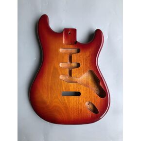 لوحة جيتار كهربائي ذاتية الصنع بديلة من الماهوجني لامعة لجسم جيتار كهربائي سترات جاكسون غير مكتمل (SSS) in Kuwait