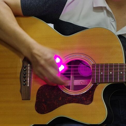 1Pc Beat Picks Light up Guitar Pick Luminous Guitar Pick,Led Guitar Pick,Ukulele Picks,Guitar Picks Medium,Dazzling Colourful Illuminated Guitar Plectrum,LED Glowing Pick Instrument Accessories in Saudi Arabia