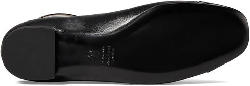 حذاء نسائي مسطح من Stuart Weitzman بحزام Eden in Saudi Arabia