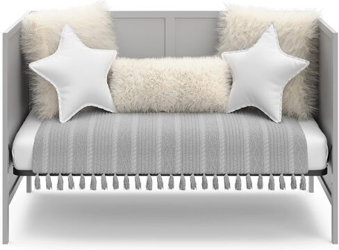 مجموعة أساسيات حضانة Graco Theo Crib and Mattress (أسود) - مرتبة سرير أطفال ومرتبة معتمدة من GREENGUARD Gold، أسرة مع مرتبة متضمنة، سرير أطفال قابل للتحويل، مراتب أطفال لسرير الأطفال in Saudi Arabia