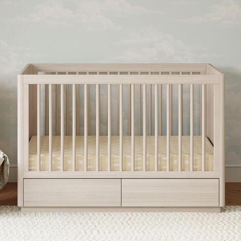 سرير تخزين قابل للتحويل 3 في 1 من Babyletto Bento مع مجموعة تحويل سرير الأطفال الصغار باللون الطبيعي المغسول، وأدراج تخزين سفلية، Greenguard Gold in Kuwait
