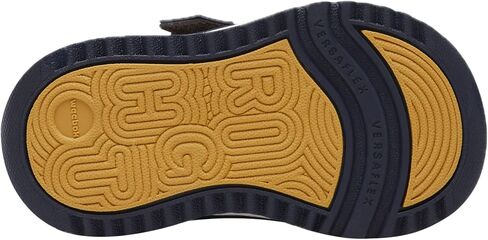 Reebok Baby-Girl's Kid's Weebok Clasp Low Sneaker in Saudi Arabia