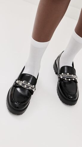 حذاء Tory Burch النسائي الكلاسيكي المزخرف in Saudi Arabia