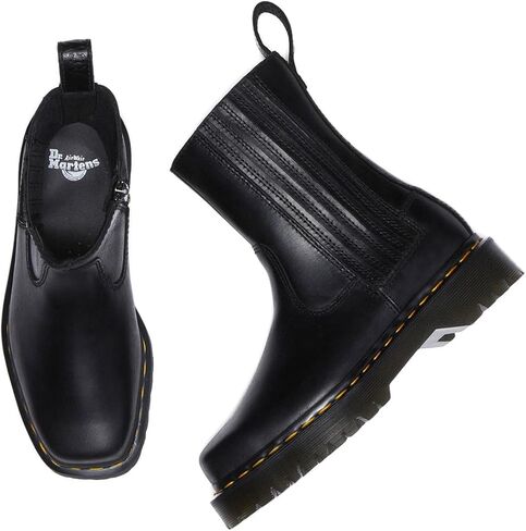 حذاء نسائي من Dr. Martens Amayah Lo Leather Bex سهل الارتداء in Saudi Arabia