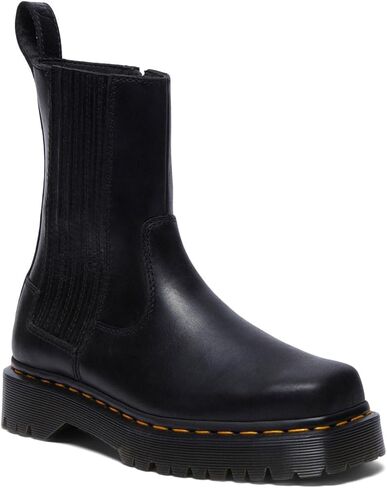 حذاء نسائي من Dr. Martens Amayah Lo Leather Bex سهل الارتداء in Saudi Arabia