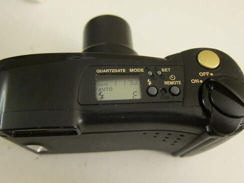 كاميرا Olympus Infinity Accura Zoom 80 مقاس 35 مم لفيلم بوينت اند شوت (متجددة) in Saudi Arabia