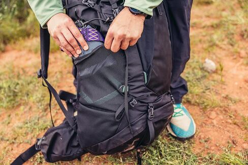 Gregory Stout 35 Unisex Backpacking Pack, Sandstone in Kuwait