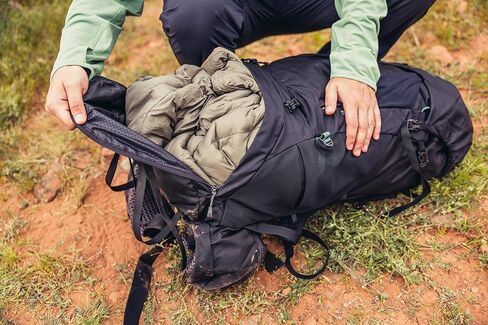 Gregory Stout 35 Unisex Backpacking Pack, Sandstone in Kuwait