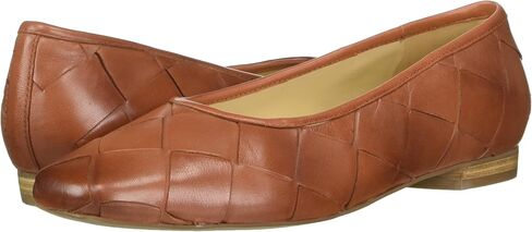 Trotters Women's Flats in Saudi Arabia