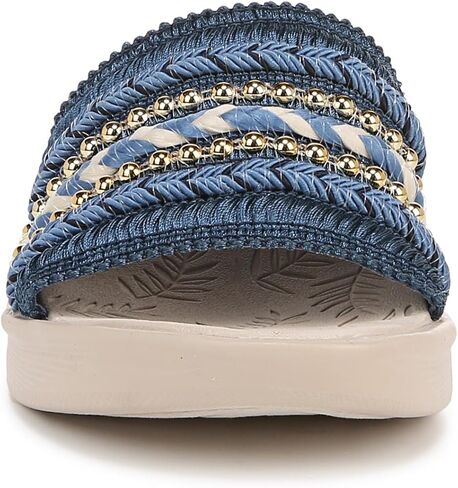 Women's Classic Wedge Sandal in Kuwait