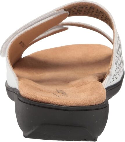 Trotters Women's Flat Sandals in Saudi Arabia