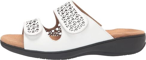 Trotters Women's Flat Sandals in Saudi Arabia