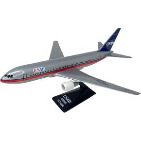 Flight Miniatures USAir (89-97) Boeing 767-200 1:200 Scale - Plastic Snap-Fit Model Airplane - Collectible Replica of USAir Airlines Aircraft - Part# ABO-76720H-003