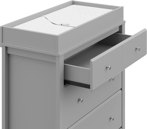 خزانة ذات 3 أدراج من Storkcraft Carmel مع غطاء تغيير (أبيض) - معتمدة من GREENGUARD باللون الذهبي، وتتضمن غطاء طاولة تغيير قابل للإزالة، وخزانة ذات أدراج لغرفة نوم الأطفال والحضانة in Kuwait