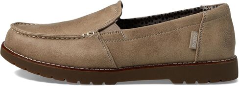 حذاء نسائي من Skechers Chill Lugs-Central Look Loafer مسطح in Saudi Arabia