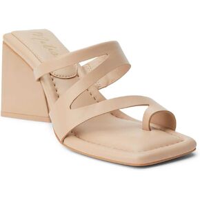 ماتيس أوسلو عارية 8 م in Kuwait