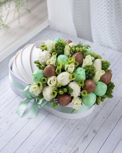 Baby Gift Basket, Empty Cardboard, Baby Shower Gender Reveal, Flower Dipped Berry Arrangement Keepsake Box, 14.3x8.5x3.2 inches (white) in Kuwait