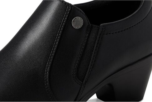 Clarks Women's Emily2 Reyna in Saudi Arabia