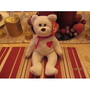 Sale Truly Rare Valentino Beanie Baby, Rare Retired Valentino Tag Errors, PVC Pelletts,SEE DETAILS,Ty Beanie Baby in Saudi Arabia