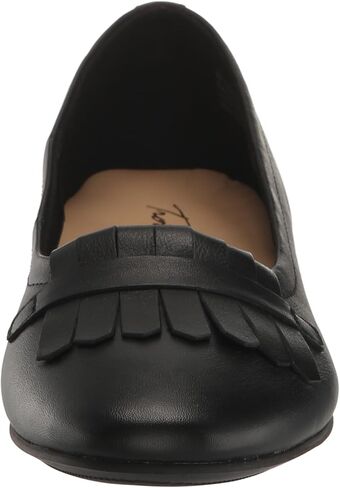 حذاء Trotters النسائي Greyson Loafer in Saudi Arabia