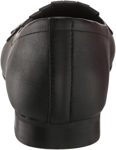 حذاء Trotters النسائي Greyson Loafer in Saudi Arabia