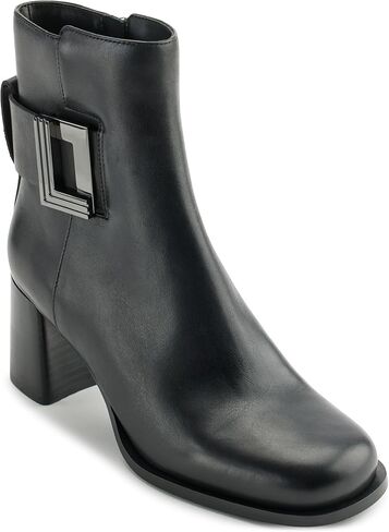 حذاء KARL LAGERFELD النسائي من طراز Pomona Ankle Bootie القتالي in Kuwait
