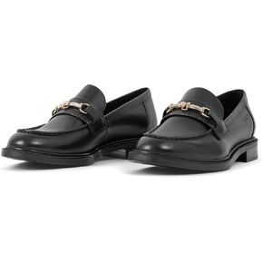 Vagabond Shoemakers Women's Amina Leather Loafer