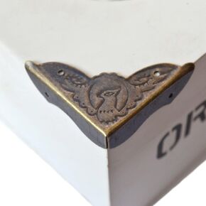 20 Pcs Vintage Bronze Corner Protectors Decorative Metal Covers Antique Safety Guards Retro Right Angle Bracket for Menu Book Photo Album Scrapbook Wood Case Edge Small Size (Side Length:1-1/2")