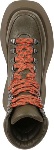 سيرك نيويورك غيل النسائية in Kuwait