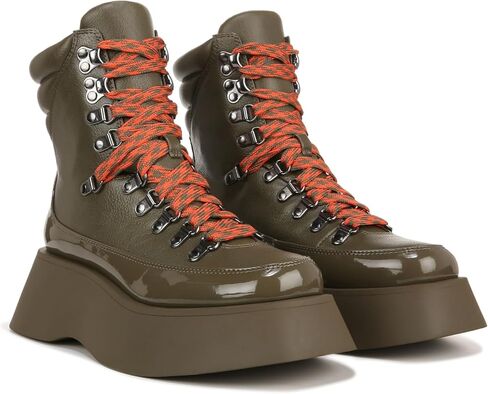 سيرك نيويورك غيل النسائية in Kuwait