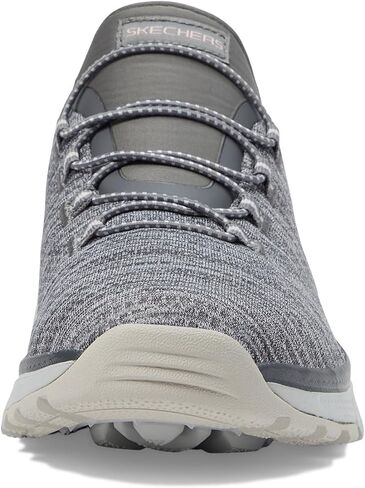 حذاء رياضي Skechers Summits للسيدات في Sespe بدون استخدام اليدين in Saudi Arabia